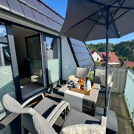 Aquamarin Ostseetraumsuite 12 *